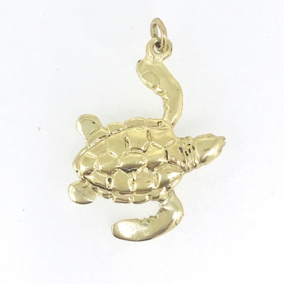 NWT 14 kt yellow solid gold sea turtle pendant - Picture 5 of 8